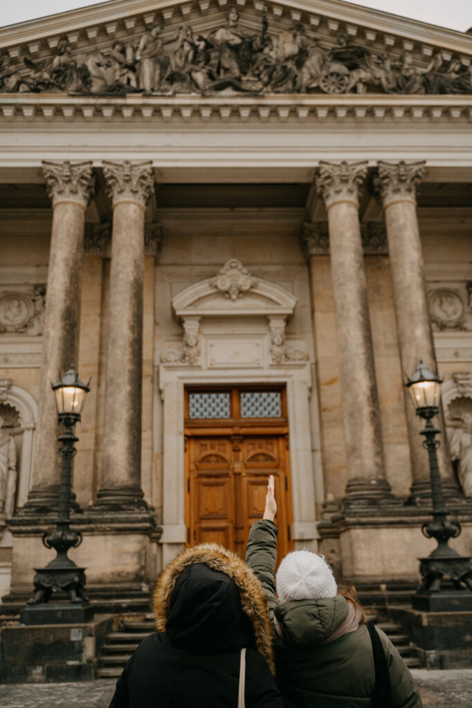 Fotografi ilustruese nga aktivitetet e komunitetit FSHU